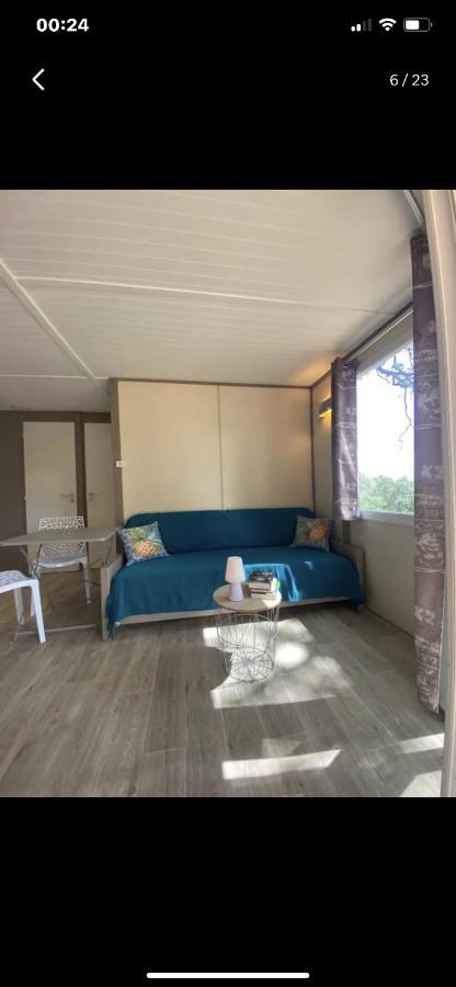 Les Chalets Des Iles Борго Екстериор снимка